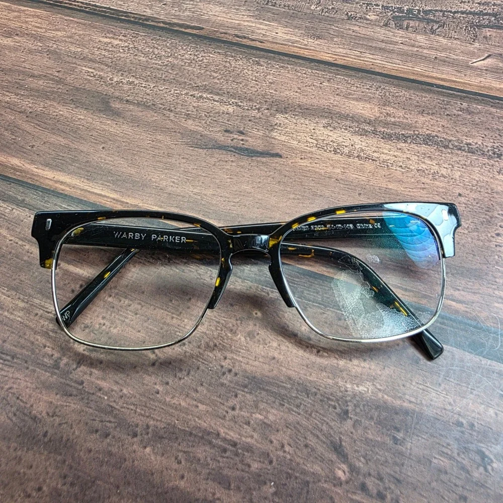 Warby Parker noticeable scratching